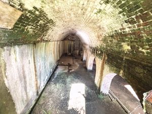 Photo 33- click for photo gallery